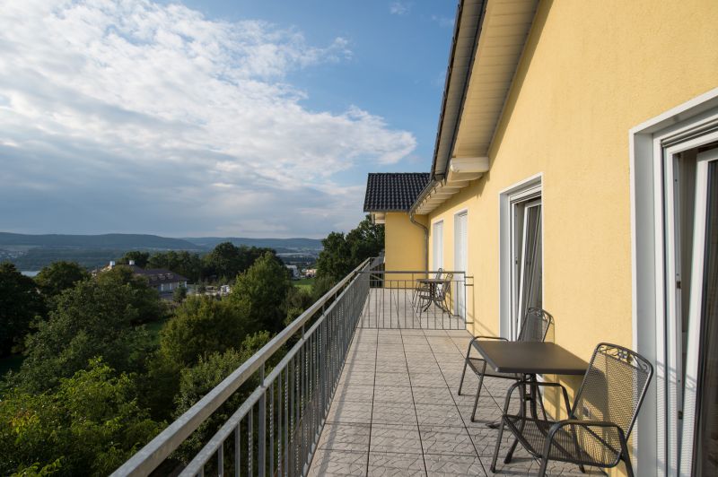 Weite Aussicht vom Blumenhain